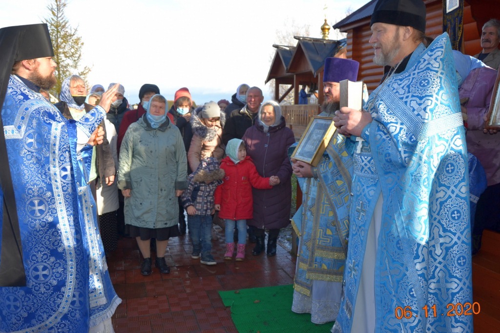 Храм всех скорбящих радость Карманово