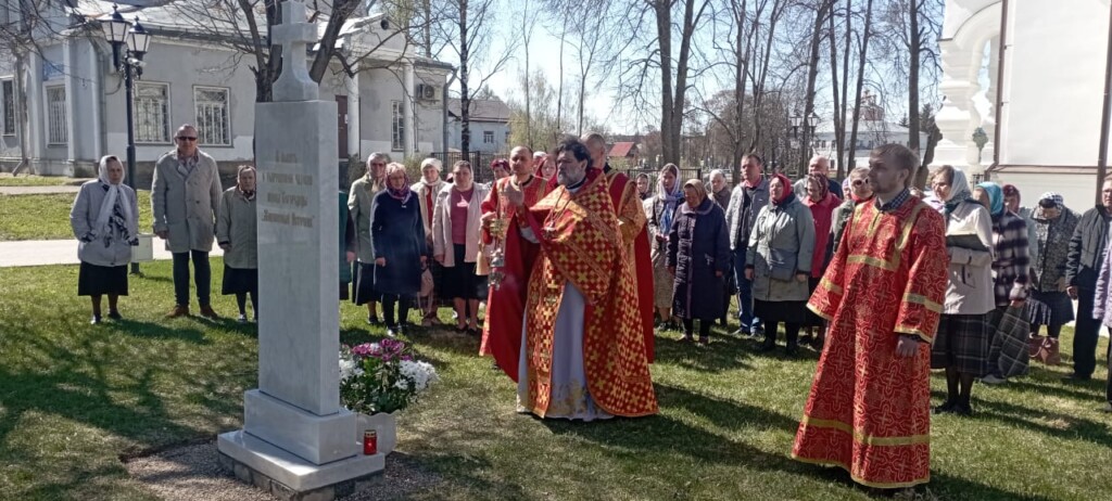 Собор Пресвятой Богородицы Живоносного источника Саров