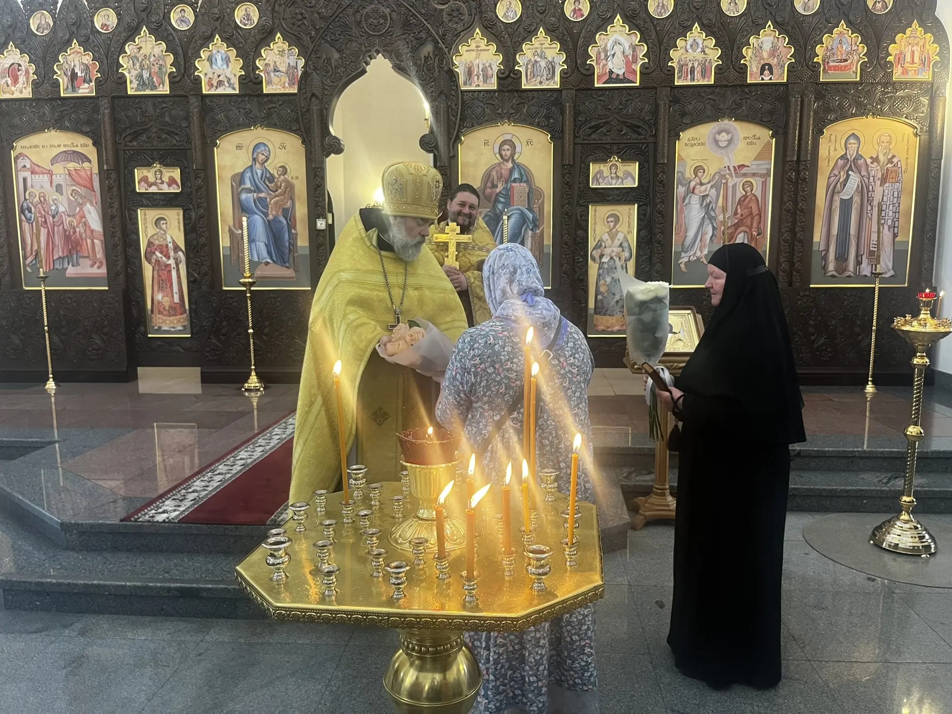 Божественная литургия в Благовещенском соборе города Гагарин